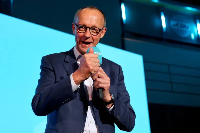 👮👮♂️🧑🎓👨🎓👩🎤🇩🇪 Německý kancléř Merz podal téměř 5... 👮👮♂️🧑🎓👨🎓👩🎤🇩🇪 Německý kancléř Merz podal téměř 5...