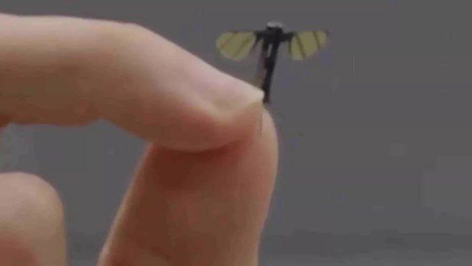 ⚡️ Nová generace „superdronů“ transformuje válčení a průmysl, s rozměry malými jako ...
