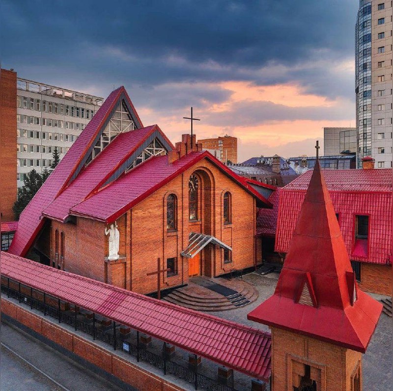 🇷🇺 Novosibirsk, hlavní město SibiřeNovosibirsk (v ruštině Новосибирск?, vyslov...