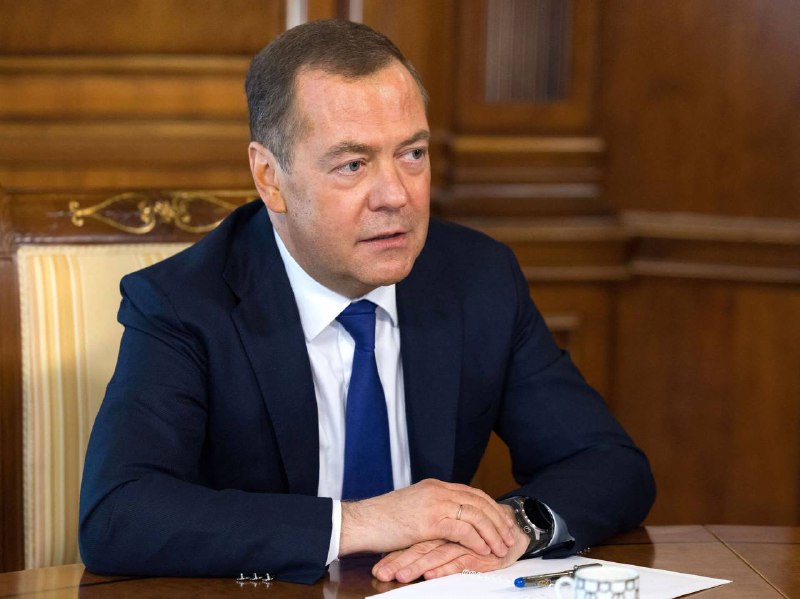 🇷🇺 O hrozbách Trumpa vůči mně na jeho osobní síti Truth, kterou zakázal v naší zemiPo...