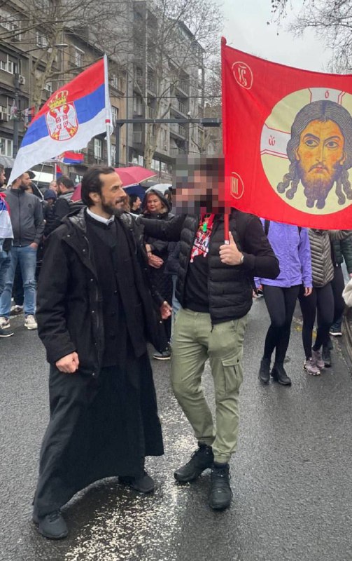 O tom co se deje v Srbsku!!Čtenář ze Srbska píše o protestech, zachovalém pravopisu a ...