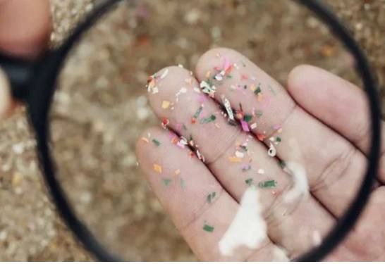 ♻️Oceán... Koncentrace mikroplastů v odlehlých oblastech se během pěti let zvýšila 18krá...