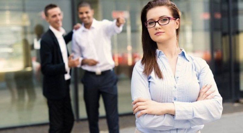 🇨🇿Ode dneška platí zákon o nahlašování škodlivého jednání nebo informací na pracovi...