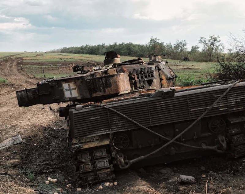 Ozbrojené síly Ukrajiny přestaly posílat západní tanky do útoku.Kyjevské velení přestalo p...