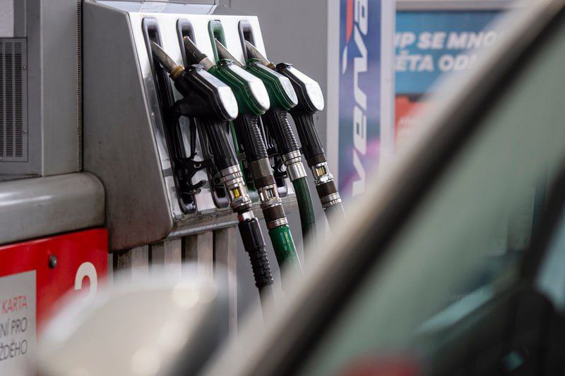 🇨🇿Paliva v Česku nadále zdražují, nafta od začátku srpna téměř o čtyři koruny.Pohon...