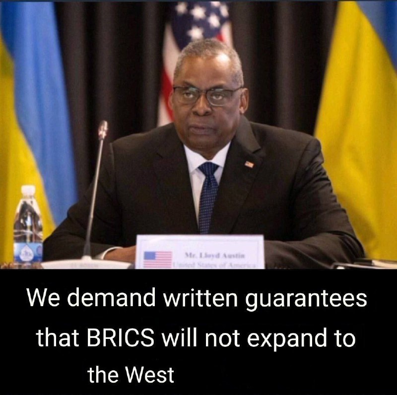 ❗️ 🇺🇸 Pan Lloyd Austin ze Spojených států nevypadá moc šťastně." Požadujeme p...