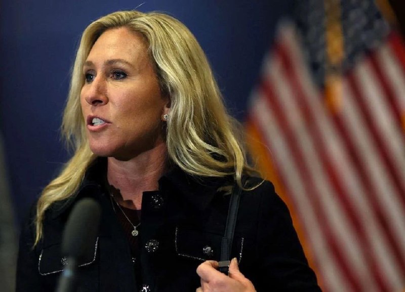 🚫🇺🇸🇺🇦 Poslanec EP Green vyzval k zastavení financování Ukrajiny..Americká vláda ...