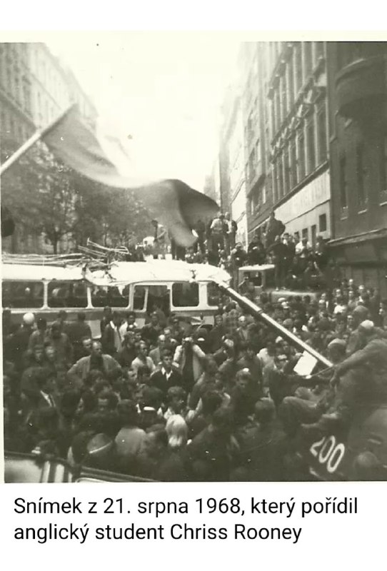 🇨🇿🇸🇰Před pětapadesáti lety vtrhly do Československa sovětské tanky. Invaze ukonči...