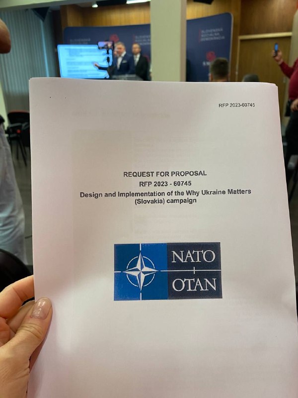 🇸🇰Předseda Směru Robert Fico dnes na tiskové konferenci představil důkazy o tom, že mezi...