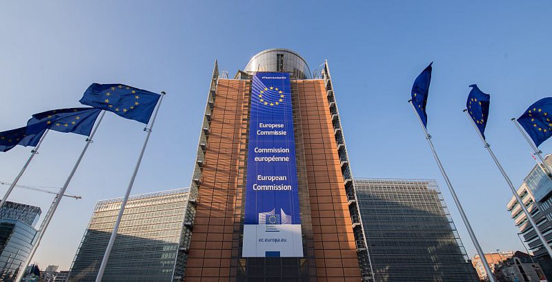 🇪🇺 Překladatelka byla propuštěna z Evropské komise za odposlouchávání rozhovorů Zelens...