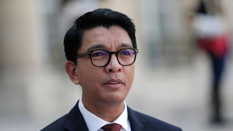 ‼️Prezident Madagaskaru utekl ze země vojenským letadlemAndry Rajoelina opustil Madagaskar na ...
