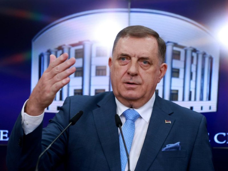 🏳️🇬🇧Prezident Republiky srbské prohlásil, že Spojené království chce proměnit Bosn...