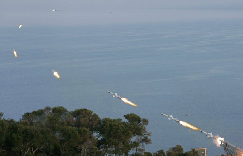 🇬🇷 🇹🇷 Řecká armáda zvažuje změnu své strategie v Egejském mořiŘecké námořnic... 🇬🇷 🇹🇷 Řecká armáda zvažuje změnu své strategie v Egejském mořiŘecké námořnic...