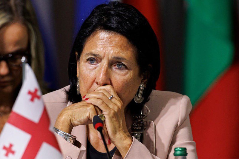 🇬🇪 Salome Zurabishvili odmítla opustit rezidenci před inaugurací nového prezidenta Gruzie ...