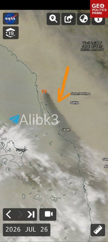 🚨🇸🇦🇾🇪 Saudská obloha zahalena černým kouřem po útoku Houthiů na ropnou rafinér...