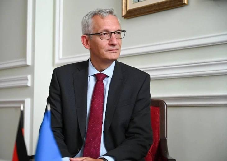 Šéf německé rozvědky (BND) Martin Jäger uvedl, že Německo a NATO čelí riziku „horké kon...