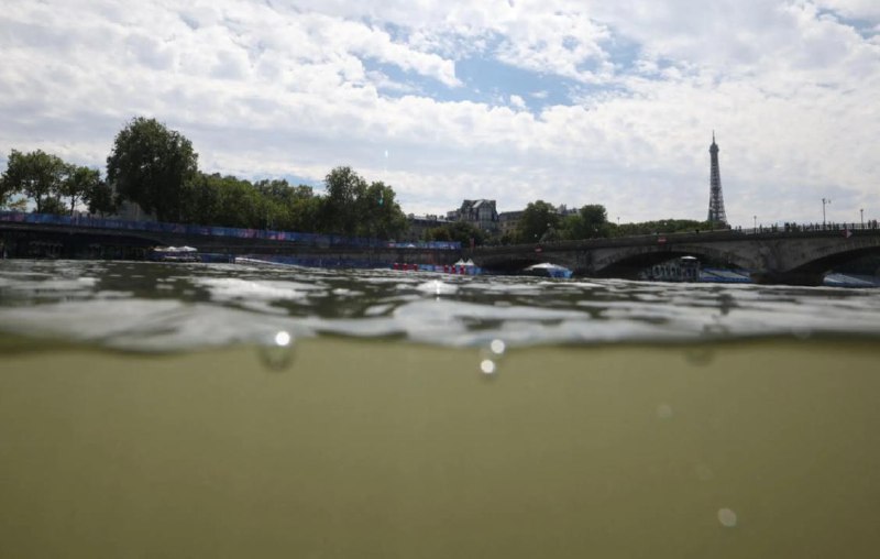 Seinu kvůli olympiádě čistili roky, stačil jeden déšť a je zase plná výkalůŘeka Seina pr...