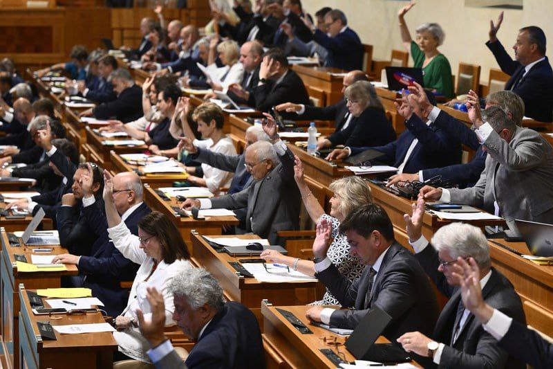 🇨🇿Senát dnes podle očekávání schválil česko-americkou dohodu o obranné spolupráci. Hl...