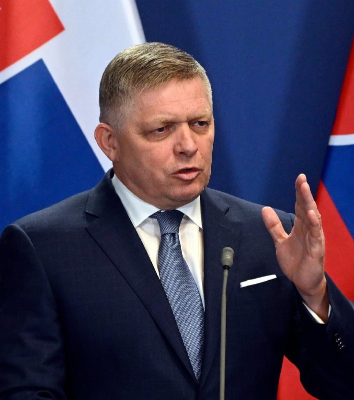 🇸🇰🇺🇦 Slovenský premiér Fico nazývá ukrajinského prezidenta Zelenského žebrákem a...