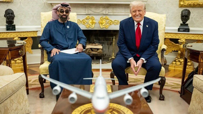 Spojené arabské emiráty v příštích 10 letech investují do ekonomiky USA 1,4 bilionu dolarů....