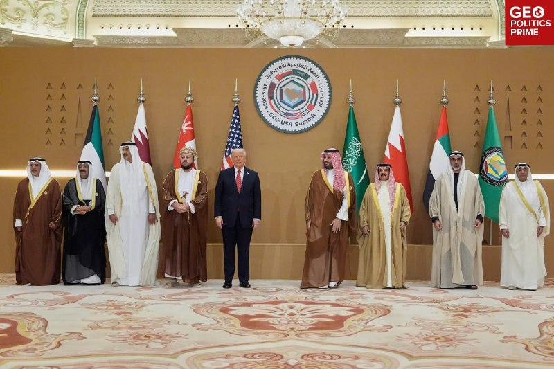 👀 Strategie ústupu: Připravuje Trump půdu pro arabsko-íránskou válku na vyčerpání v Pers...