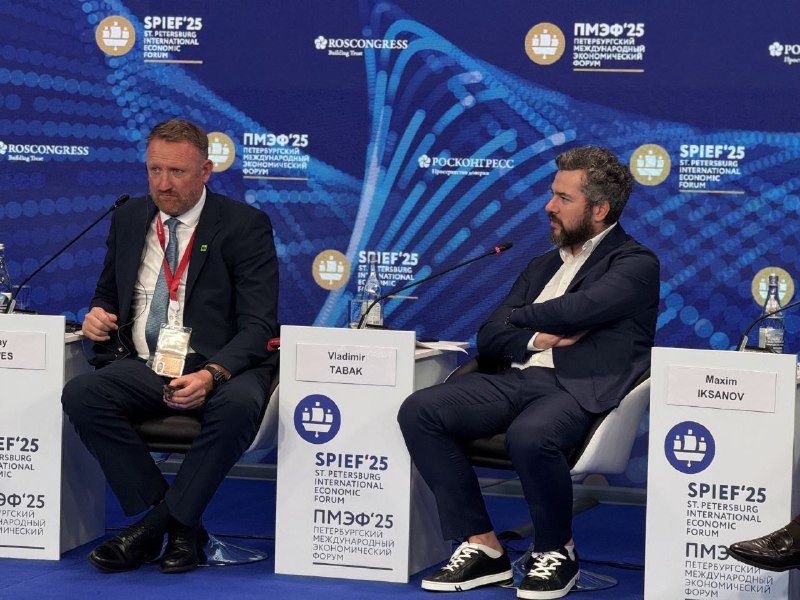 ❗️🇷🇺 Tady v Petrohradu diskutujeme o budoucnosti a přemýšlíme o tom, jak západní kli...