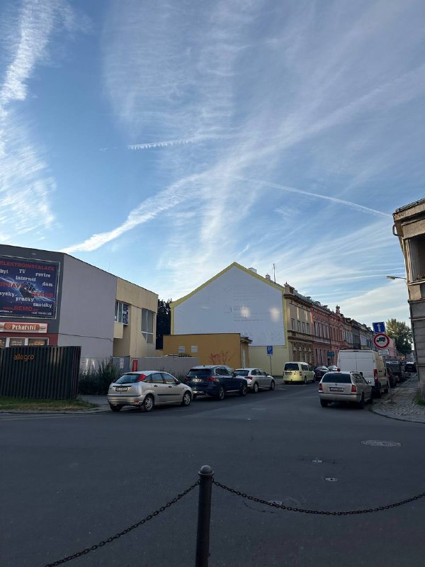 ✈️🥲🇨🇿 Tak jsme zpět v Česku a obloha jeden velký bordel chemtrails ❗️Víte pokud... ✈️🥲🇨🇿 Tak jsme zpět v Česku a obloha jeden velký bordel chemtrails ❗️Víte pokud...