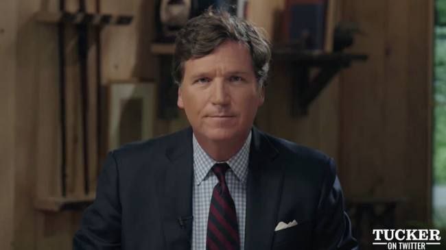 🇺🇸Televize Fox News napsala svému bývalému moderátorovi Tuckerovi Carlsonovi dopis, ve kte...