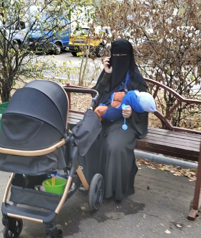 ‼️🇲🇱🏴‍☠️ Teroristé si nasadili nikáb a zaútočili na vojenskou základnu v Mal...