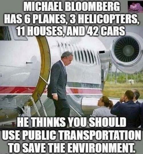 TOTO 👆 JE MICHAEL BLOOMBERG... MÁ 6 LETADEL,3 VRTULNÍKY, 11 PONDŮ A 42 AUT..!!!MYS...