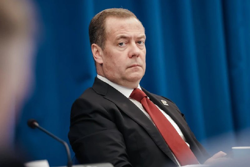 ‼️🇷🇺☢️ Třetí světová válka může začít „kdykoliv“, řekl Medveděv➖ „P...