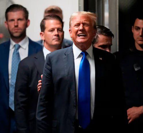 🐦‍⬛️🇺🇸Trump se stane prvním bývalým prezidentem v historii USA, který bude odsouz...