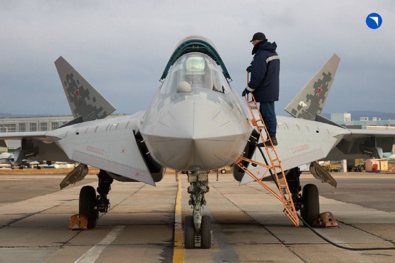 ‼️🇷🇺UAC předalo ruským vzdušným silám dávku nejnovějších stíhaček Su-57 a Su-35...