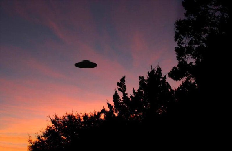 🇺🇸 UFO létají nad jadernými základnami USA, přiznává pravá ruka Trumpa Marco Rubio v n... 🇺🇸 UFO létají nad jadernými základnami USA, přiznává pravá ruka Trumpa Marco Rubio v n...