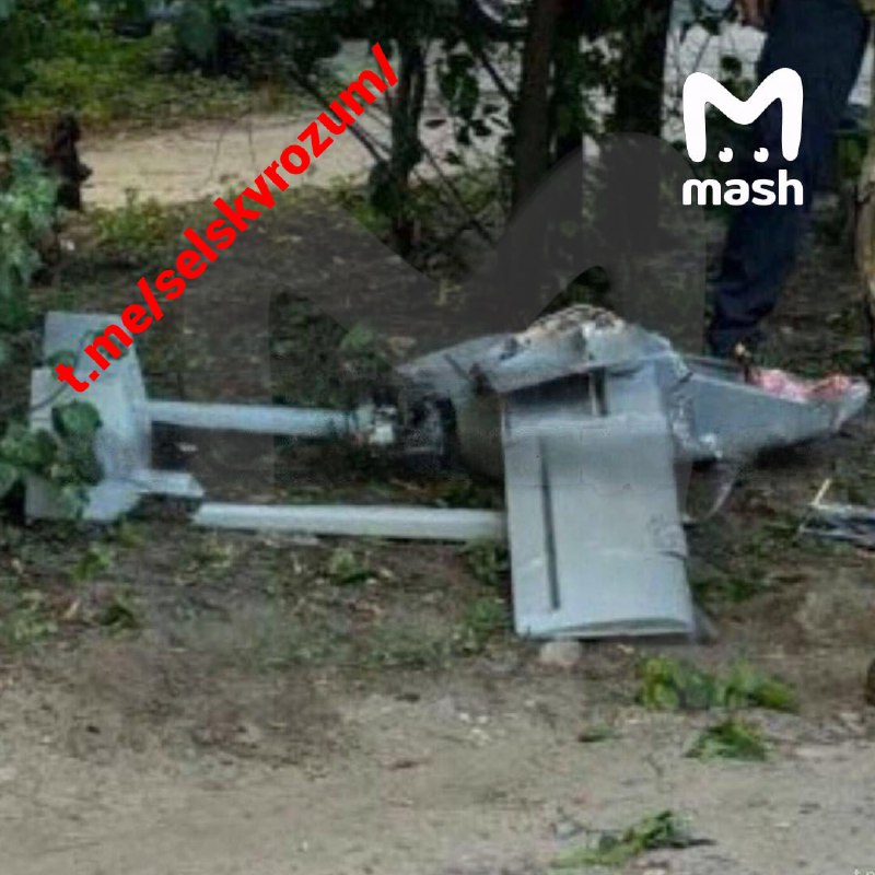 🇷🇺🇺🇦 Ukrajinský dron s výbušninou se zřítil přímo vedle mateřské školy v rusk?...
