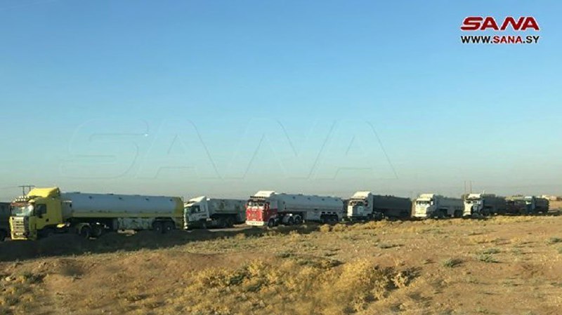 USA pokračují v nelegálním vývozu ropy z okupovaných syrských provincií.Americká armáda, k...