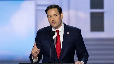 USA považují incident s drony v Polsku za „nepřijatelný a nebezpečný“, uvedl americký min...