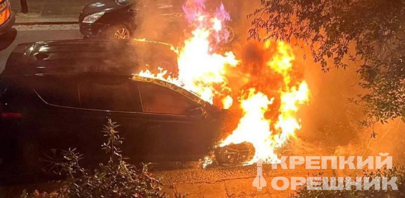 ❗V Británii byl zatčen Ukrajinec za zapálení domu a auta premiéra Starmera.Podle policie je 2...