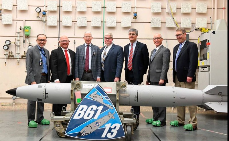 V červenci Spojené státy zahájí sériovou výrobu nové jaderné bomby B61-13 s výtěžkem až...