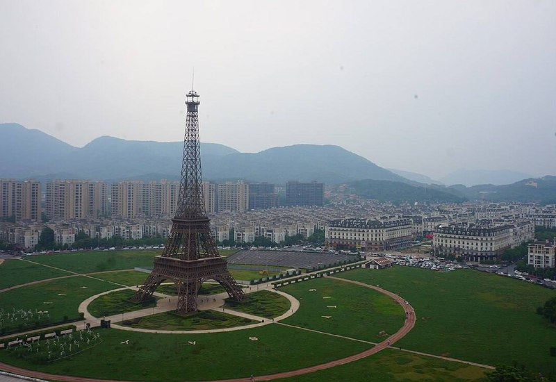 V Číně je Falešná PařížRezidenční čtvrť Tianducheng v Hangzhou je dokonalou replikou evr...
