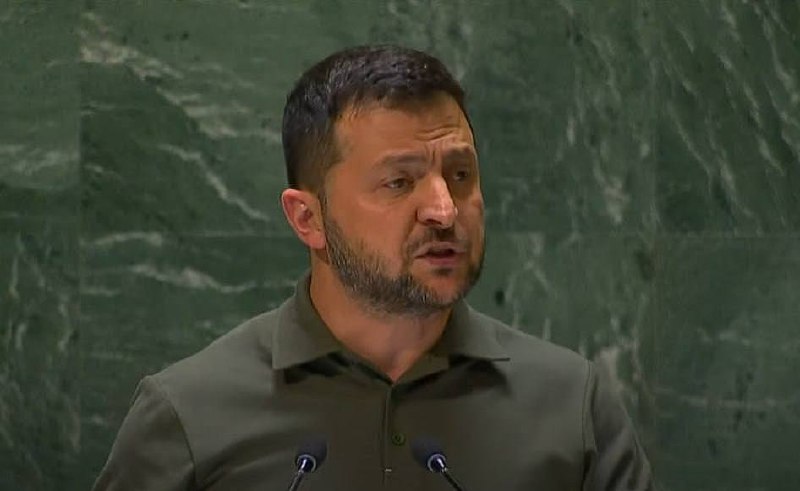 V OSN Hnit vyslovil svůj mírový plán, který se skládá ze dvou bodů:1. Úplné stažení vše...