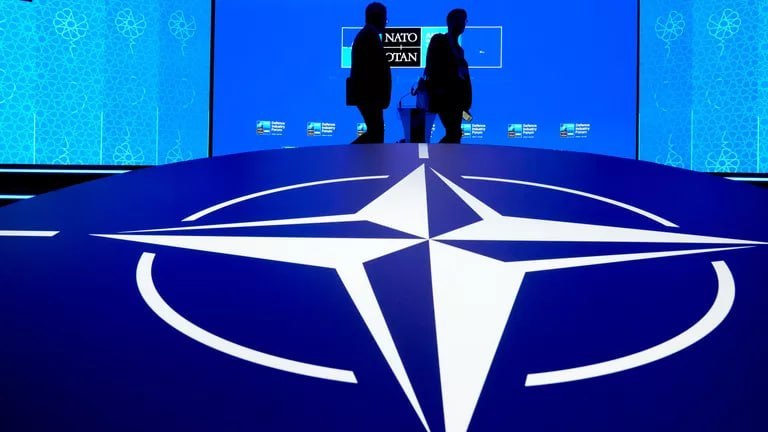 🇮🇷🇺🇸🇪🇺 V případě eskalace Írán zaútočí na vojenské cíle v Evropě.Írán... 🇮🇷🇺🇸🇪🇺 V případě eskalace Írán zaútočí na vojenské cíle v Evropě.Írán...