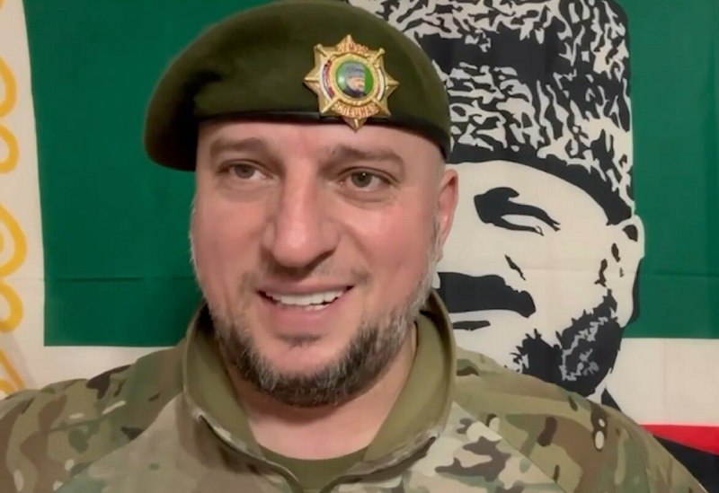 Velitel Akhmat vyzývá k mobilizaci milionu RusůRusko potřebuje zmobilizovat milion lidí, aby z?...