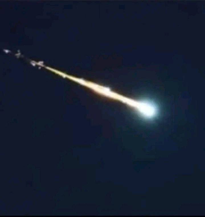🆘🇻🇪 ☄️📹VENEZUELA - Před pár hodinami byl na některých místech ve státech Falc?...
