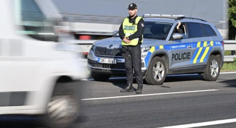 🇨🇿Více než padesát syrských migrantů policie zadržela na Moravě a ve Slezsku. Krátce p...