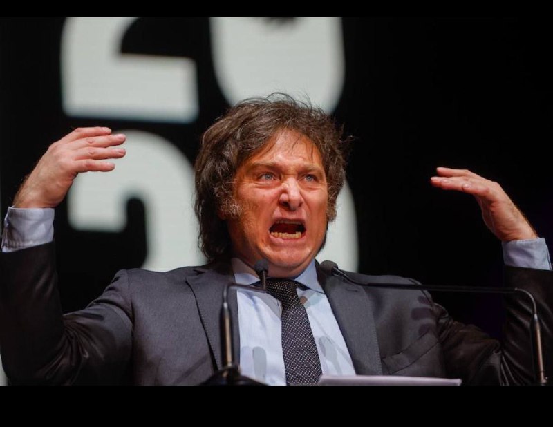 Vláda Javiera Mileyho schválila nákup hormonů pro změnu pohlaví v hodnotě 827 milionů dolar?...