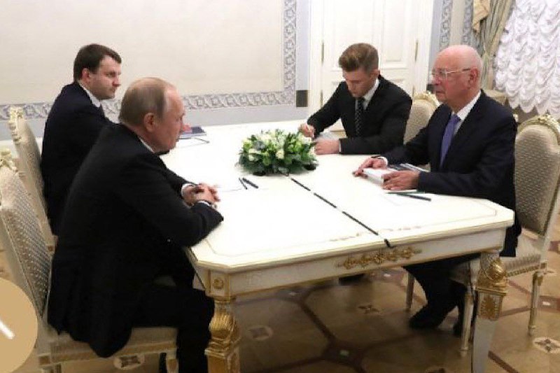 ‼️ Vladimir Putin prohlásil, že globalisté, včetně Klause Schwaba a jeho blízkých poradc?...