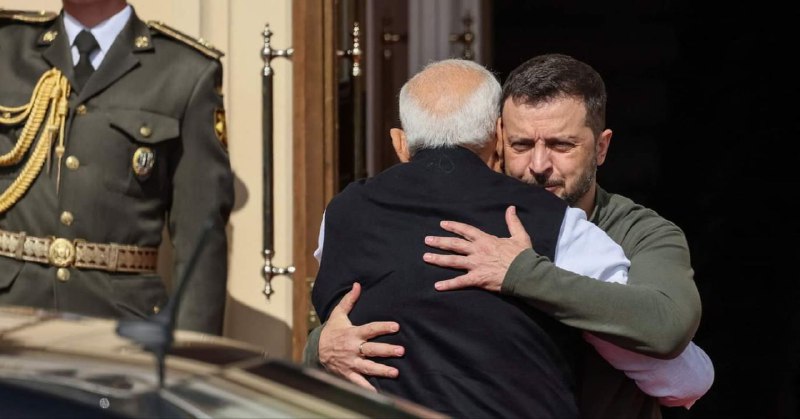 Volodymyr Zelenskyj přivítal v Kyjevě indického premiéra Naréndru Módího.Zdroj: Tass