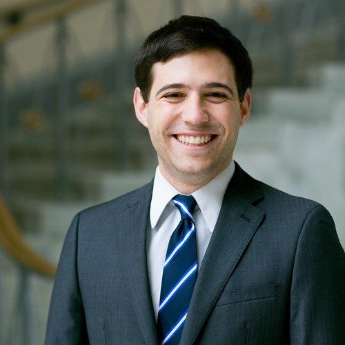 Vysoký poradce amerického Kongresu Paul Massaro prohlásil, že po porážce by Rusko mělo složi...