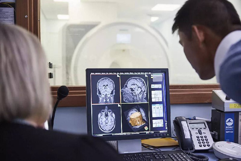 Vytvořili AI, která dokáže číst myšlenky pomocí MRI.Vědci z Texaské univerzity vytvořili ...